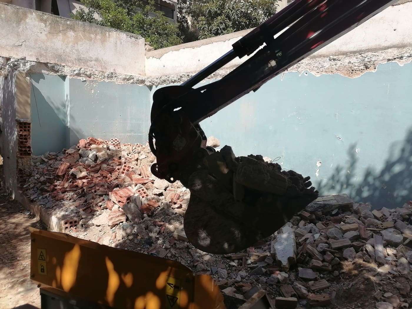 Ισοπέδωση και Εξομάλυνση Εδάφους